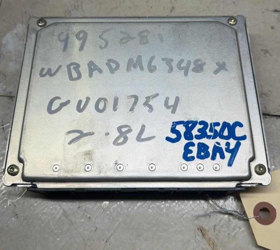 1999-2000 BMW 528I SDN Engine Computer Electronic Control Module ECM ECU OEM