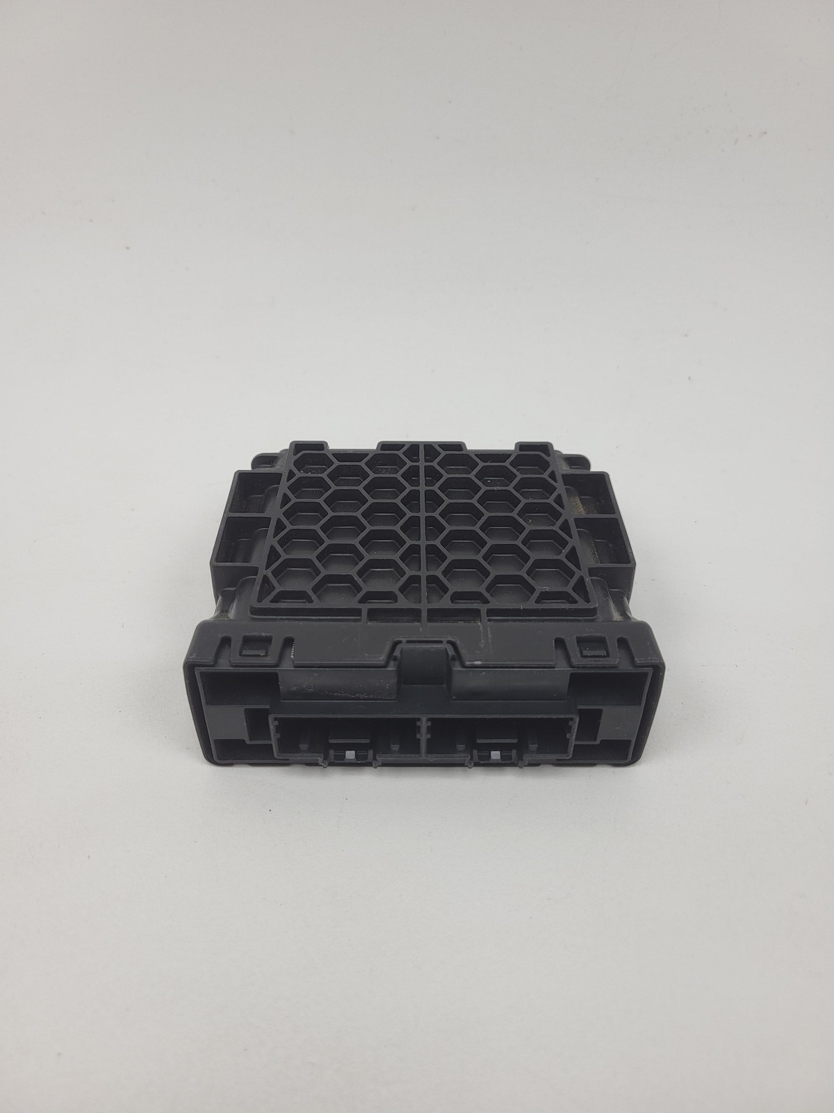2019-2020 Chevrolet Silverado 1500 Gateway Network Control Module Unit 13532107