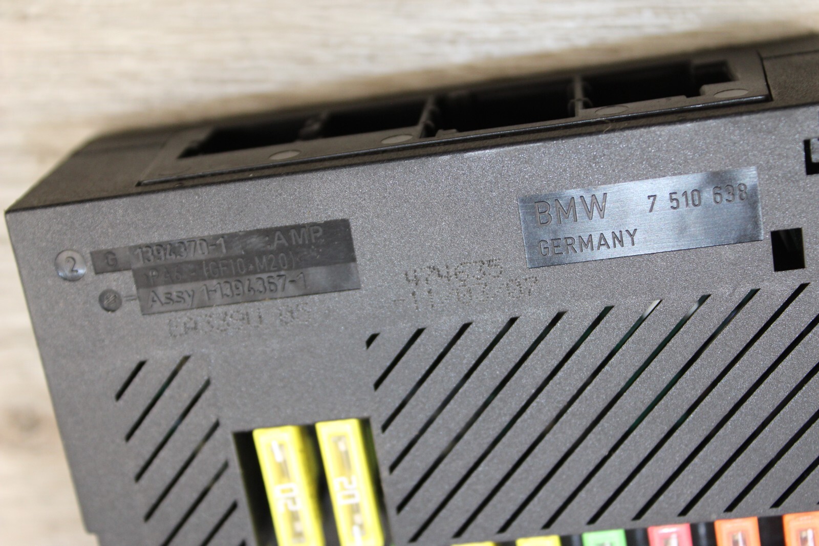 02-08 BMW E65 E66 E63 E64 E60 E61 E53 N62 IVM INTEGRATED POWER SUPPLY CONTROL