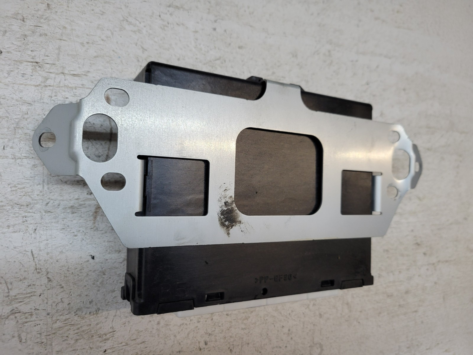 2006 Subaru Forester 2.5L Engine Control Module ECU ECM PCM PCU 22611AK742 OEM