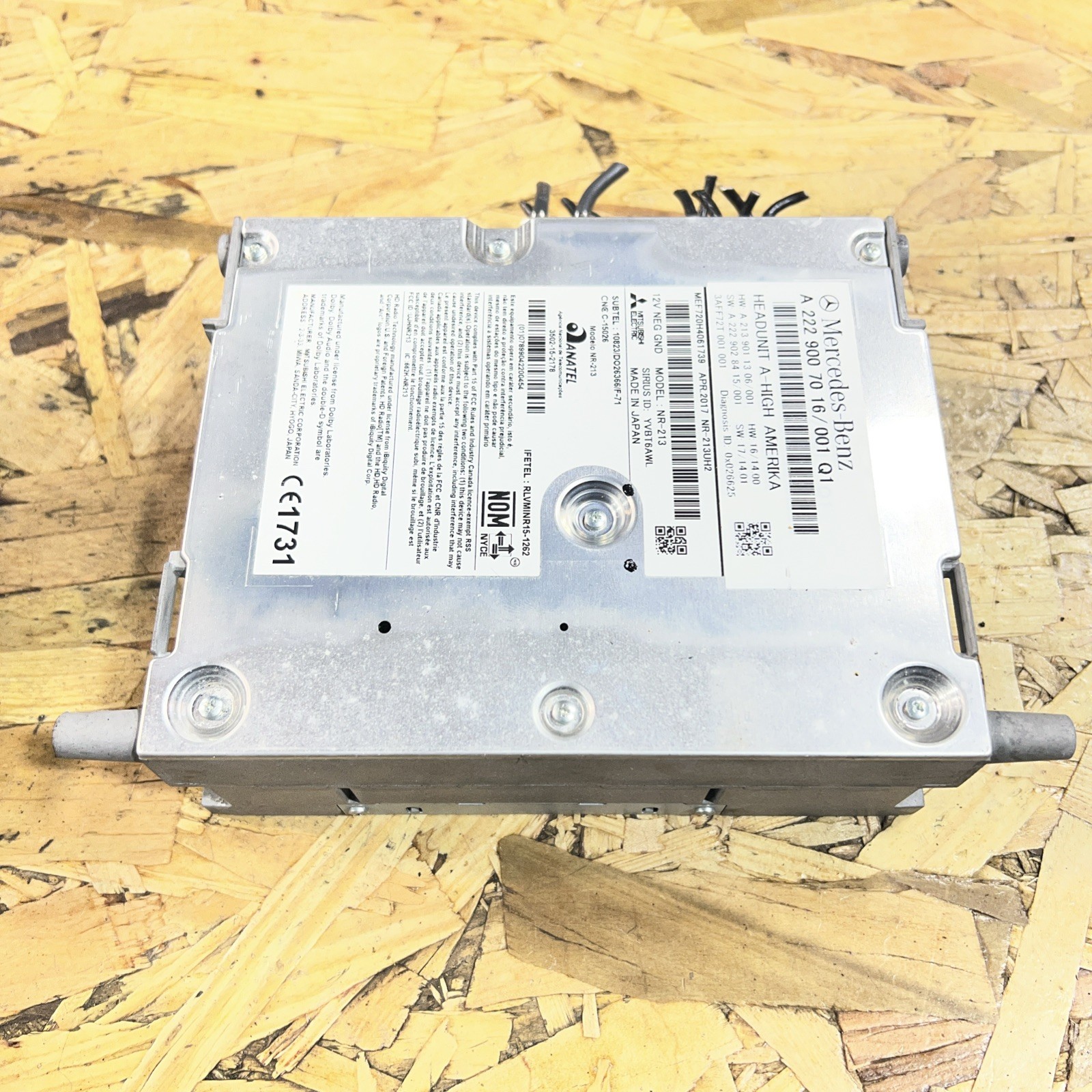 2017-2019 Mercedes W222 W213 S450 E400 Satellite Radio Receiver Unit A2229007016