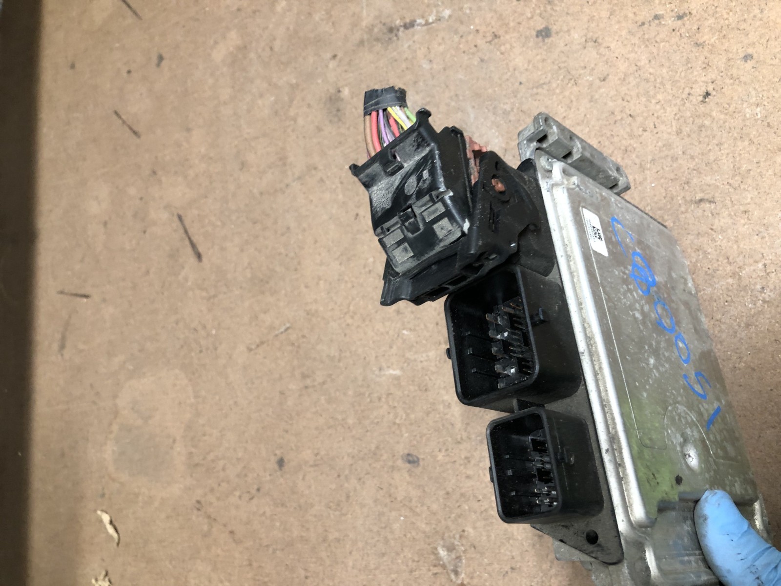 2008 MINI Cooper Engine Control Module Computer ECM 0261S04364 DME 7586136 Plugs