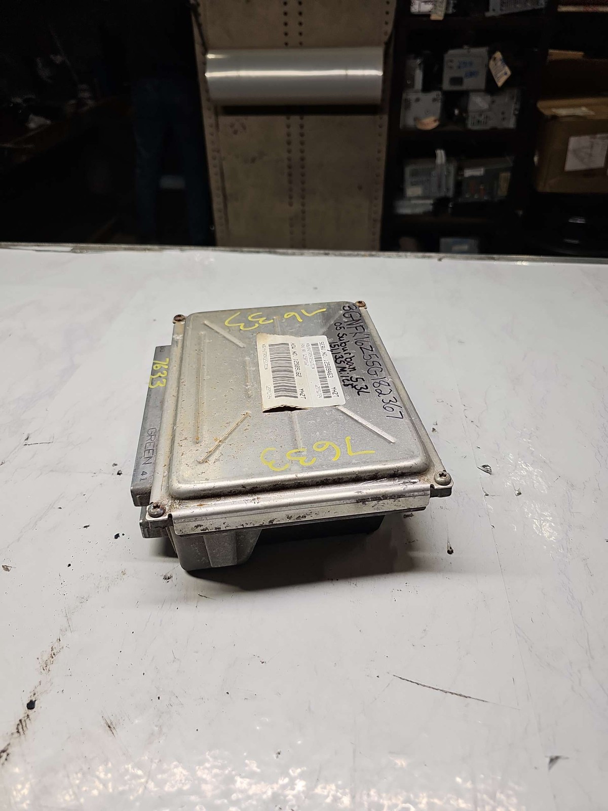 2003-2006 SUBURBAN 1500 AVALANCHE CADILLAC ESCALADE ELECTRONIC CONTROL MODULE