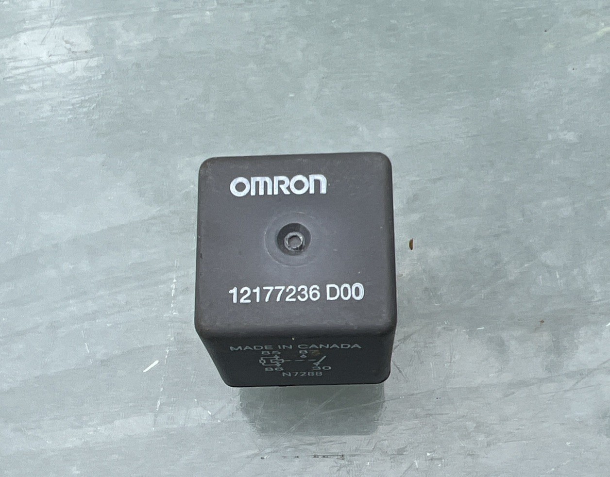 (1) Omron 4 Pin GM Relay 12177236 D00 tested with warranty OEM