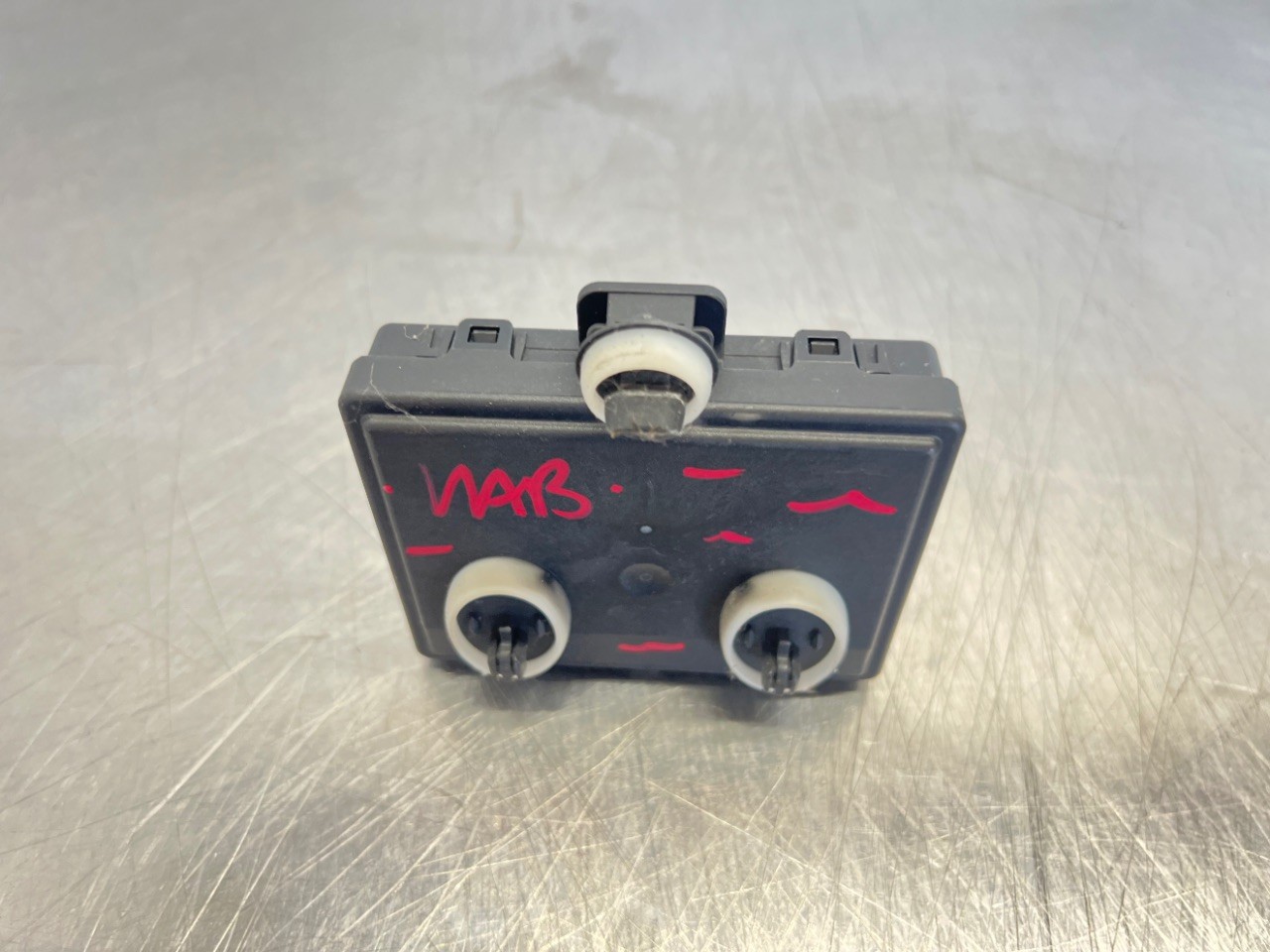 VOLKSWAGEN GOLF MK7 DOOR CONTROL MODULE (RIGHT FRONT) (2013-2017) 5Q0 959 593 F