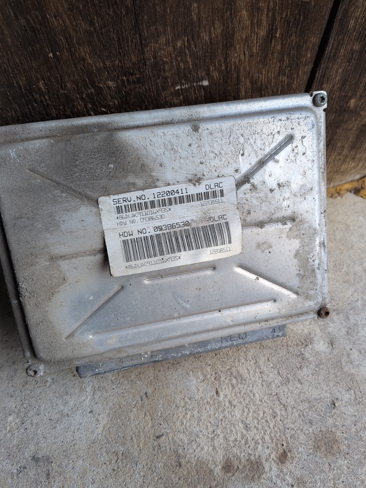 2001-2002 GENERAL MOTORS TRUCK ECM ENGINE COMPUTER 12200411 dlac