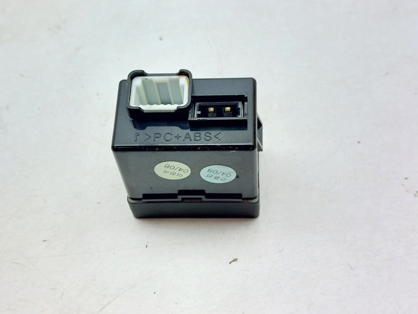 HYUNDAI TUCSON MK3 TL AUX IN USB SOCKET POWER PORT 96120-D3500 2015