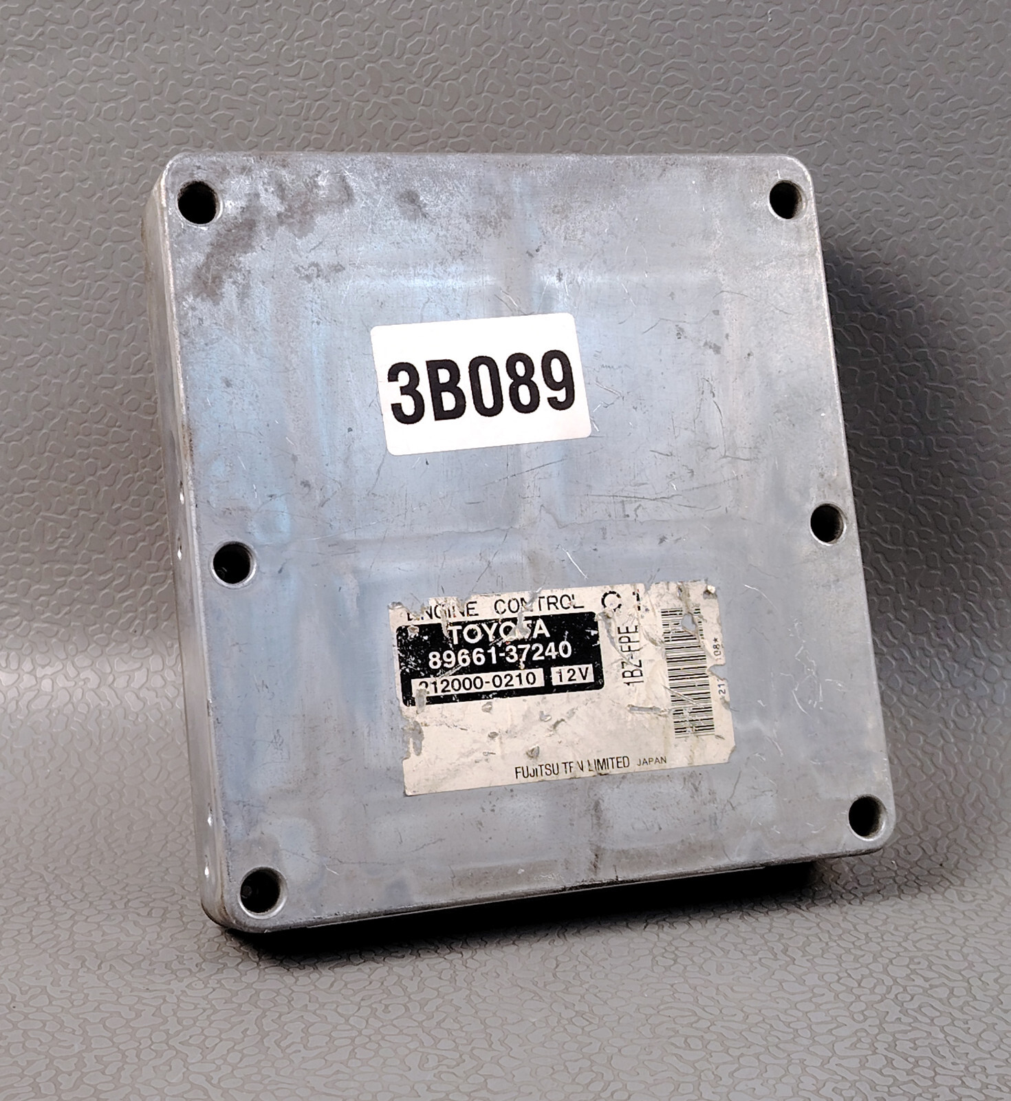 2004 HINO DUTRO LD-BZU 1BZ-FPE ENGINE CONTROL MODULE UNIT ECU 89661 37240