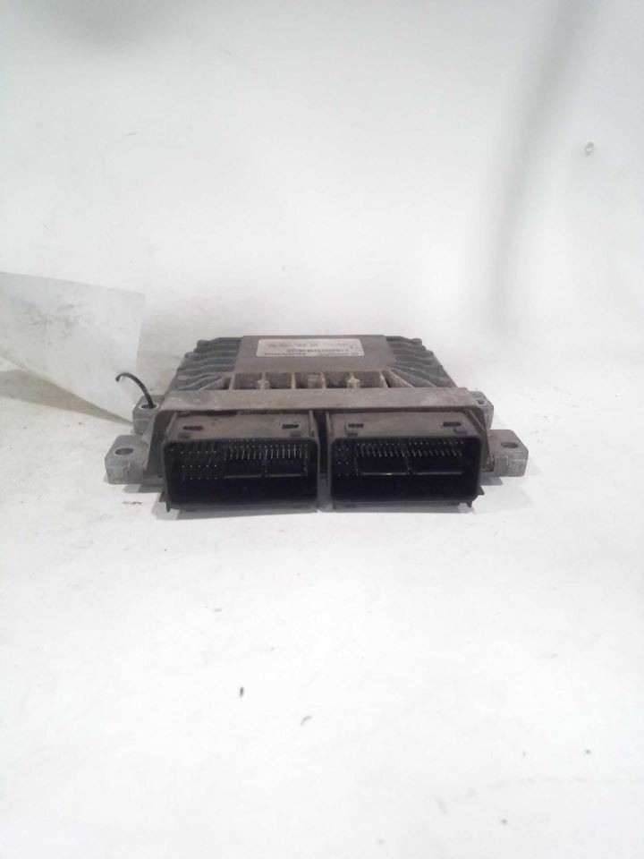 Engine ECM Electronic Control Module 3.7L Fits 15-16 TRANSIT 150 366652