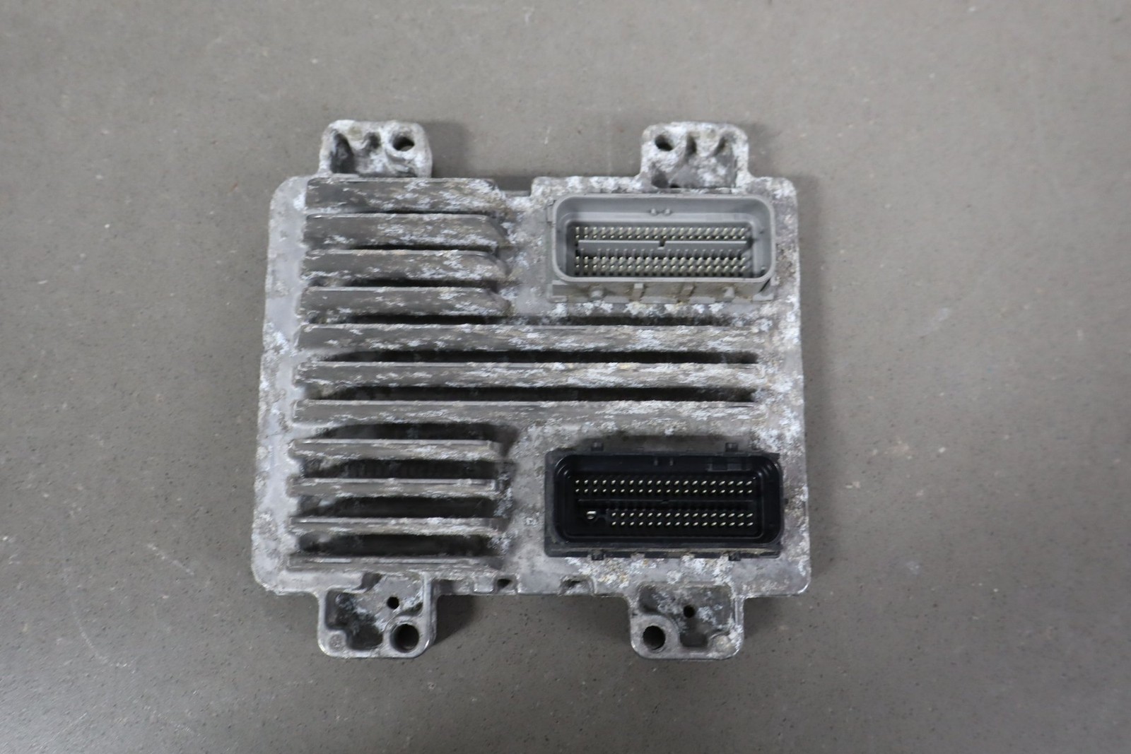 2012 Chevrolet Suburban 1500- Engine Computer/ ECU