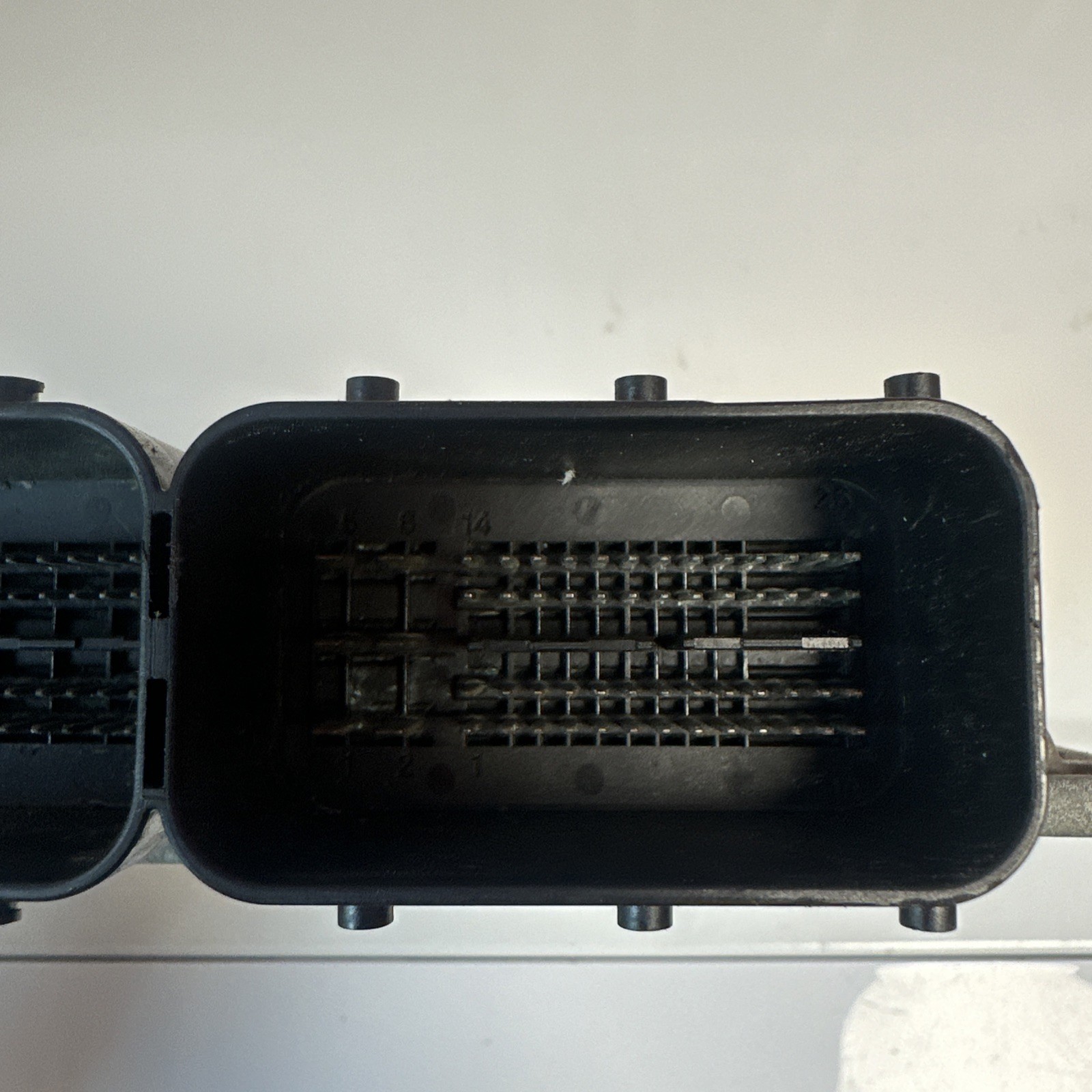 7 567 609 BMW 328i 328 2007-2008 ecm ecu computer
