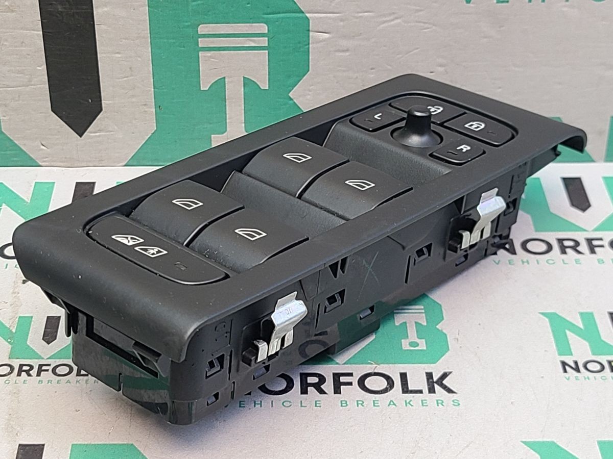 VOLVO XC40 Window Switches Front Right 32319765