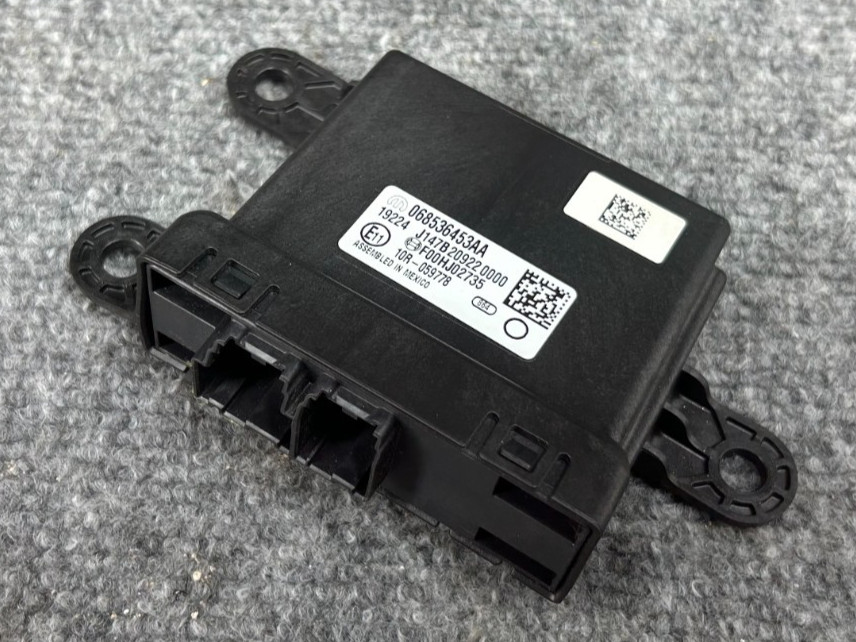 JEEP GLADIATOR SPORT 20-23 OEM 4X4 NETWORK GATEWAY COMPUTER CONTROL MODULE 25K