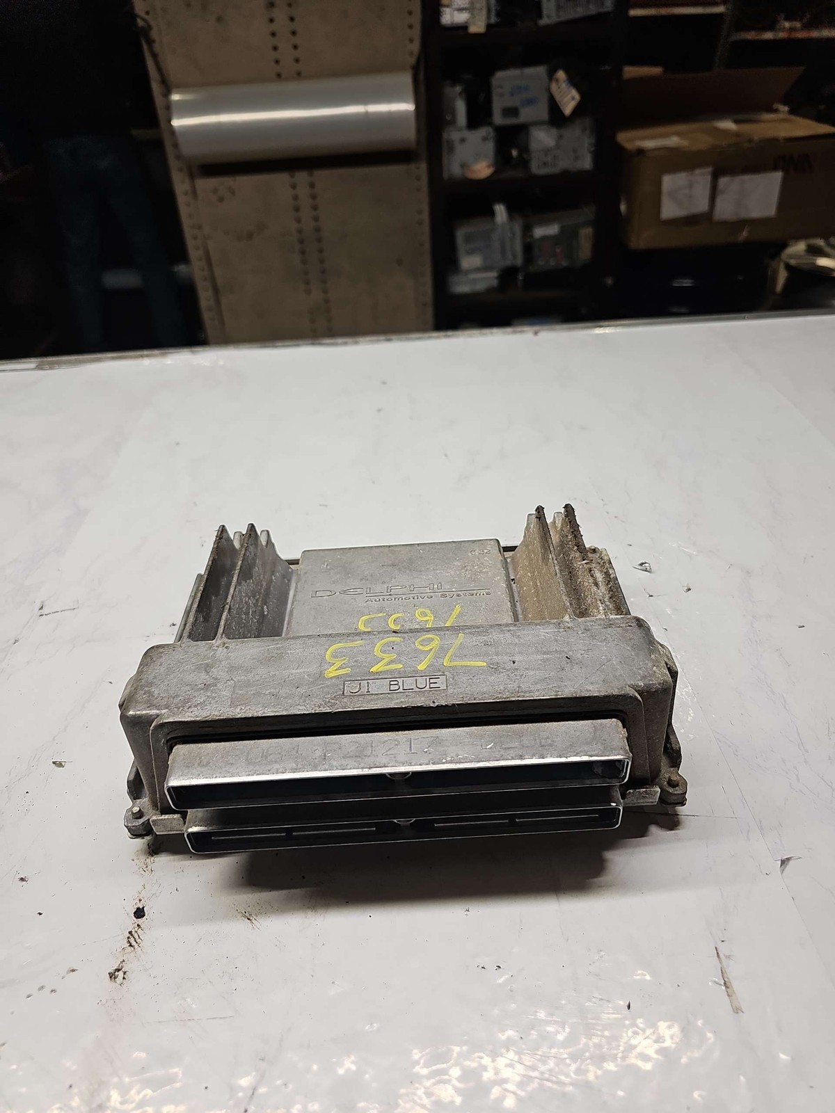 2003-2006 SUBURBAN 1500 AVALANCHE CADILLAC ESCALADE ELECTRONIC CONTROL MODULE