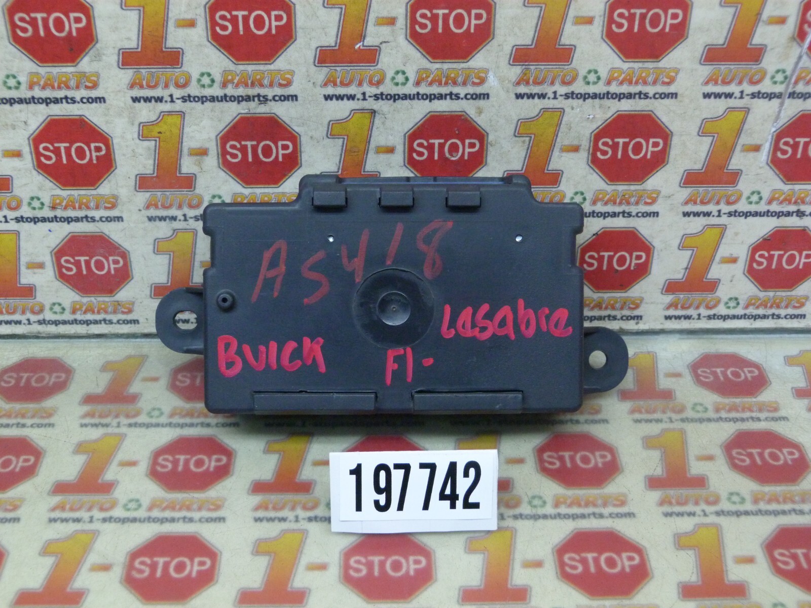 1996-1999 BUICK LESABRE RIVIERA THEFT LOCKING CONTROL MODULE 25666345 OEM