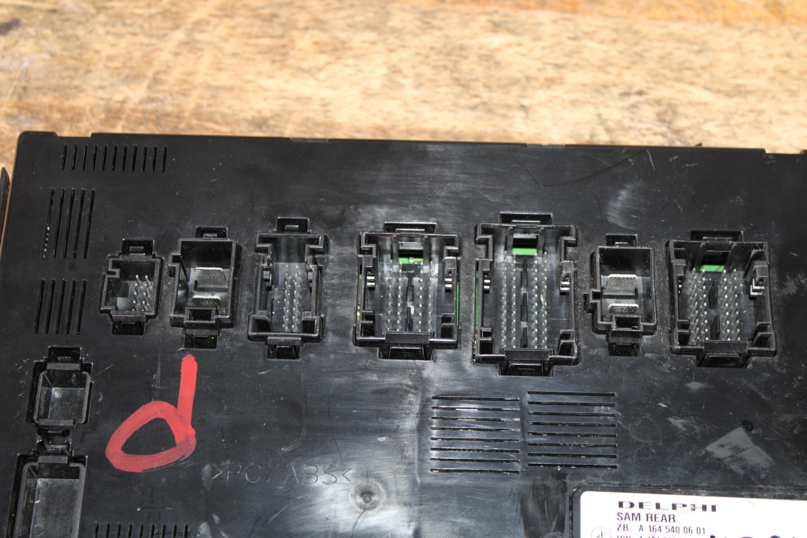 09-13 Mercedes W164 ML550 R500 GL450 Rear SAM Module Control Unit OEM (TESTED)