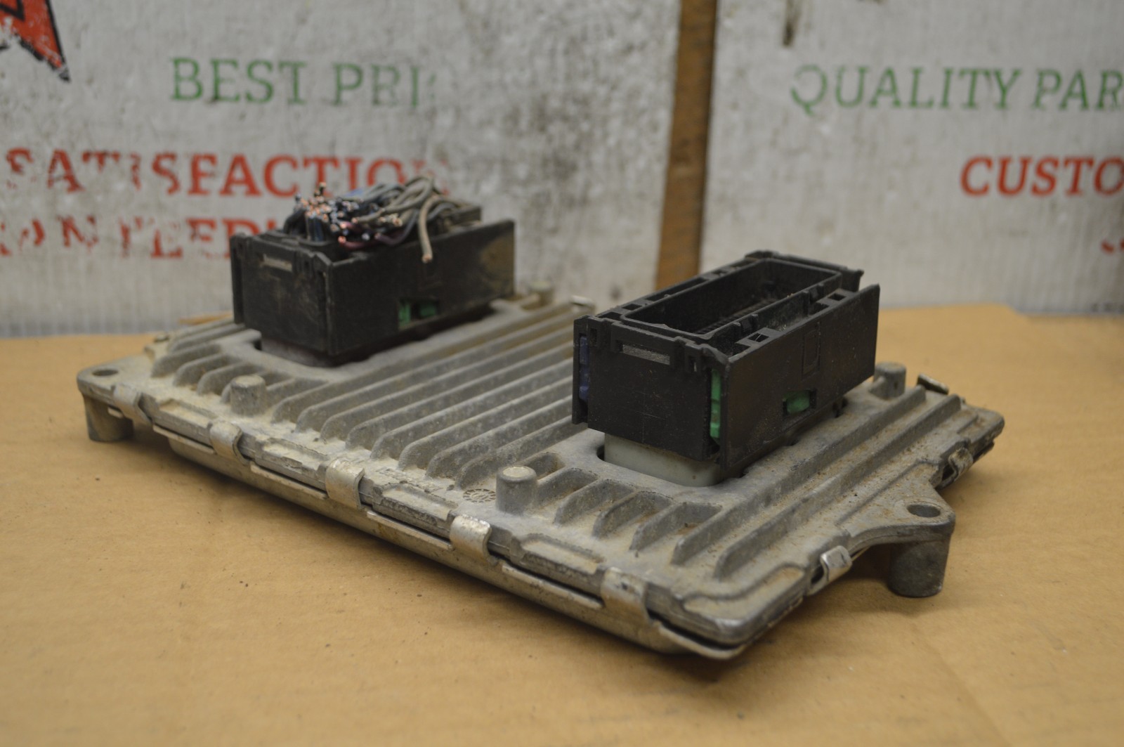 2011-2012 Dodge Caravan Engine Control Unit ECU 05150657AA Module 315-6A4