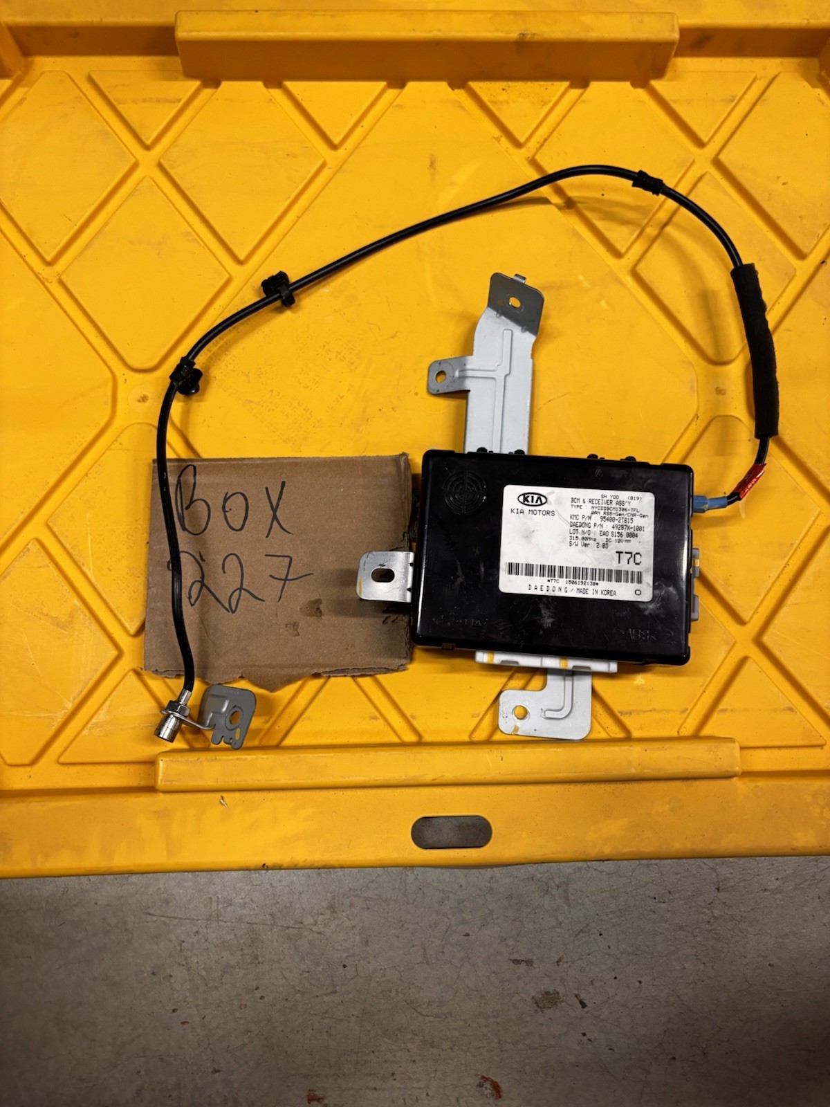 2014 2015 Kia Optima Body Control Module BCM OEM 95400-2T815