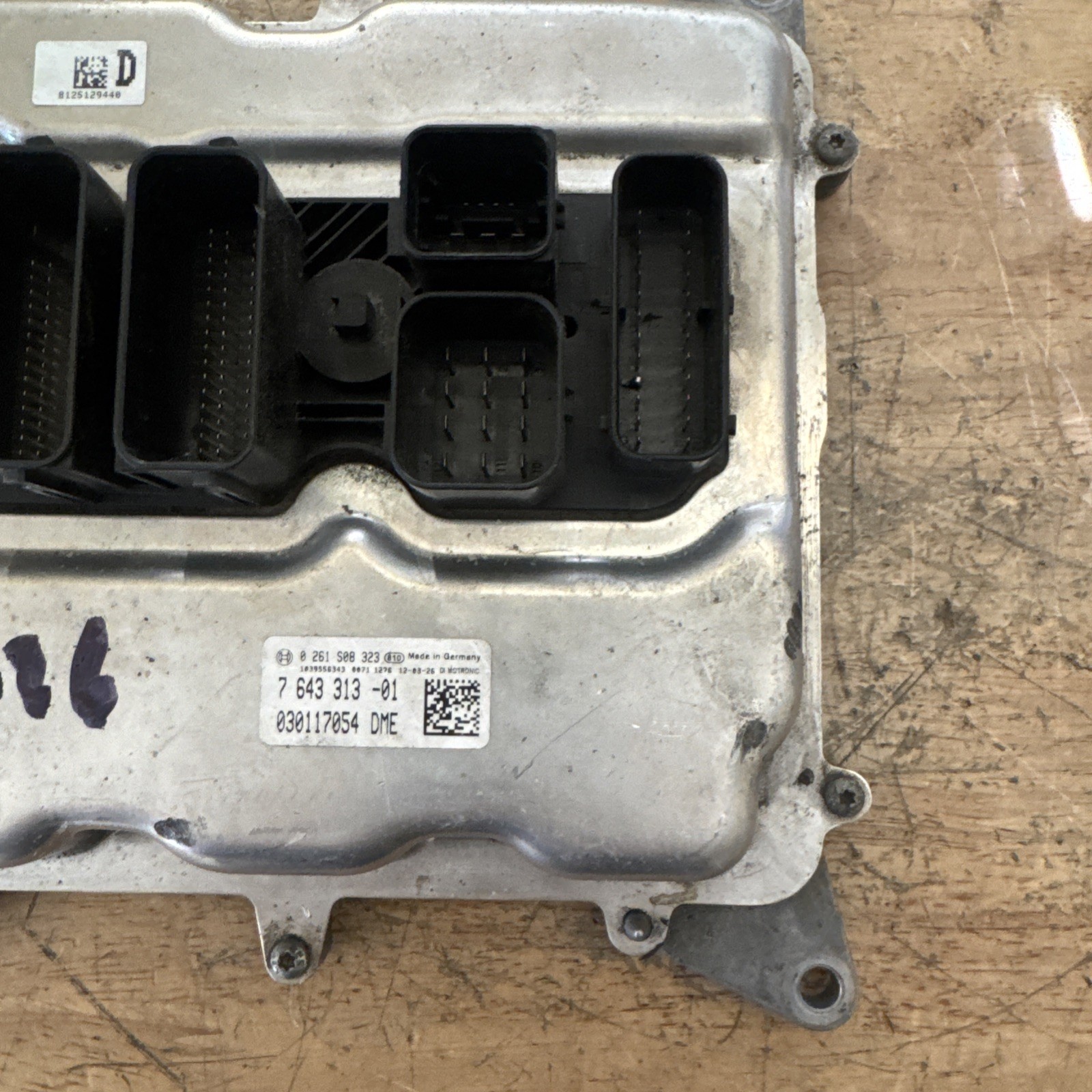 Engine ECM Control Module 2013 BMW 328i F30 7643313-01