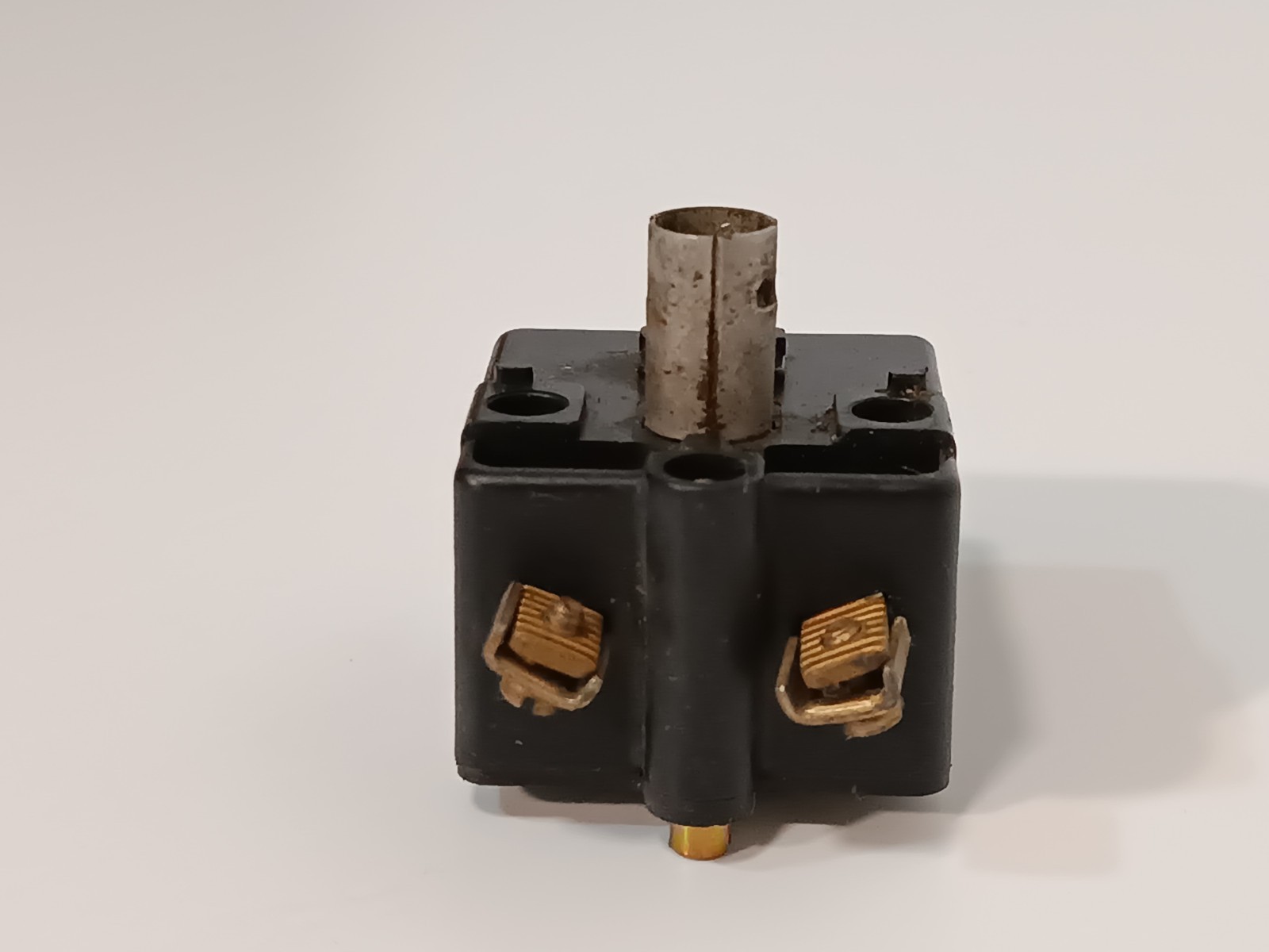 Two pilot light modules/ assemblies, includes Schneider 9001-KM-1, as shown