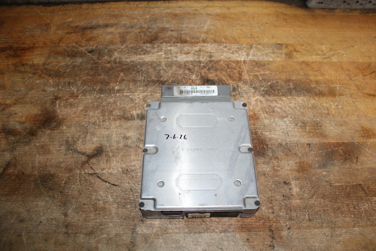 F6ZF-12A650-EE ML2-335A MUSTANG GT 4.6L ECM ECU PCM PCU ENGINE CONTROL MODULE