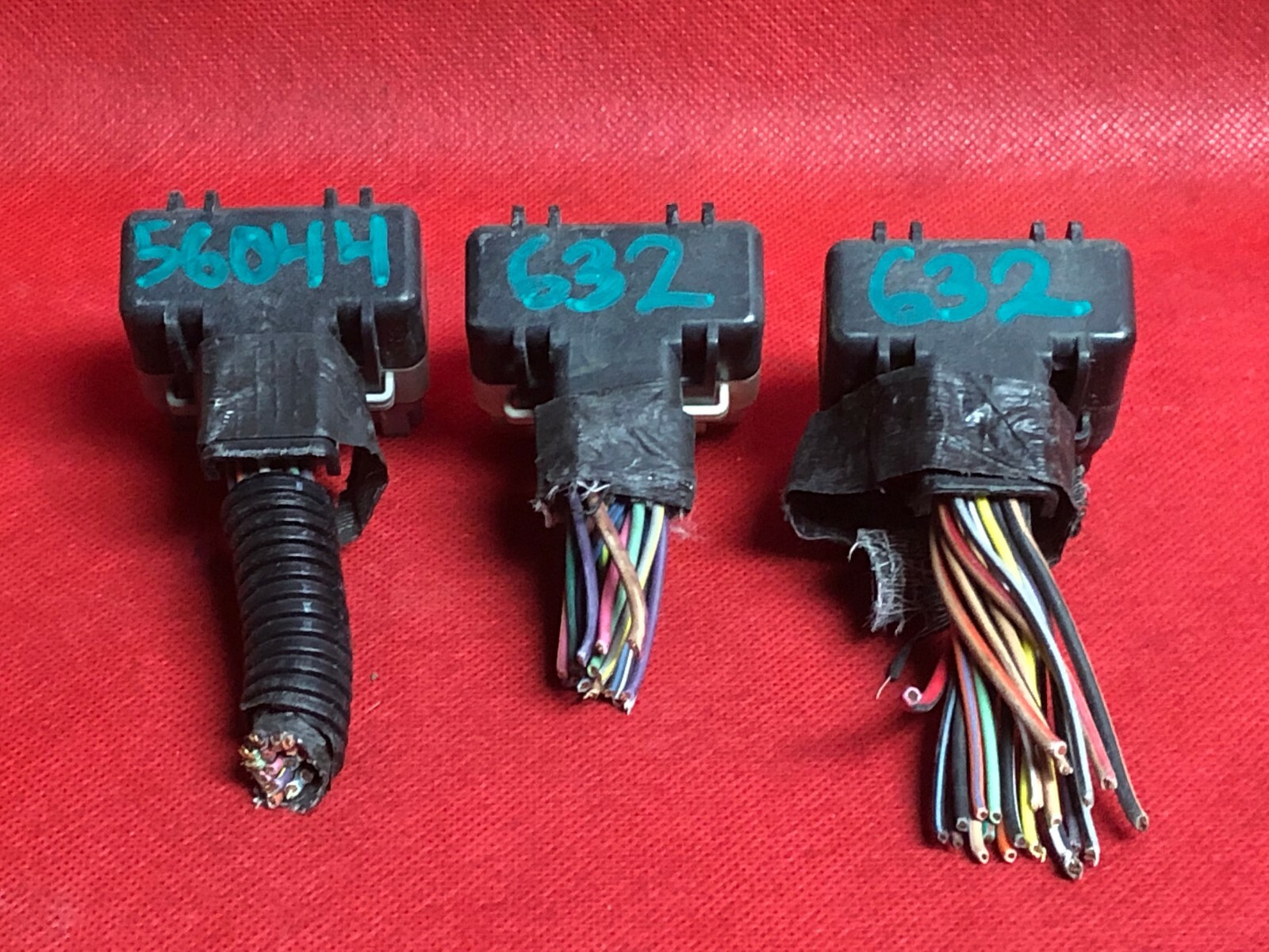 03 JEEP GRAND CHEROKEE 4.0 ECM ECU PCM WIRING HARNESS PLUG CONNECTOR 632AE 631AF