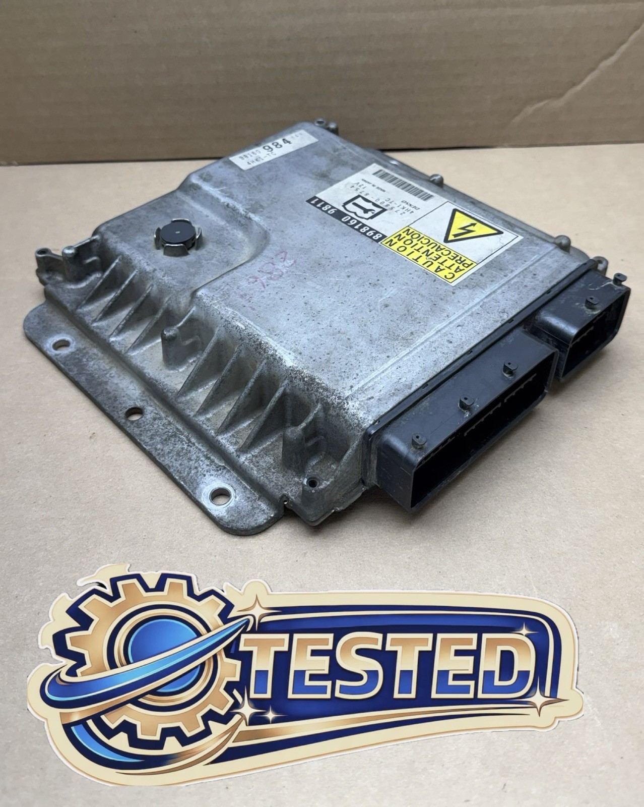 ISUZU 4HK1-TC ECMs ENGINE CONTROL MODULE ECU 898160 9811 USED