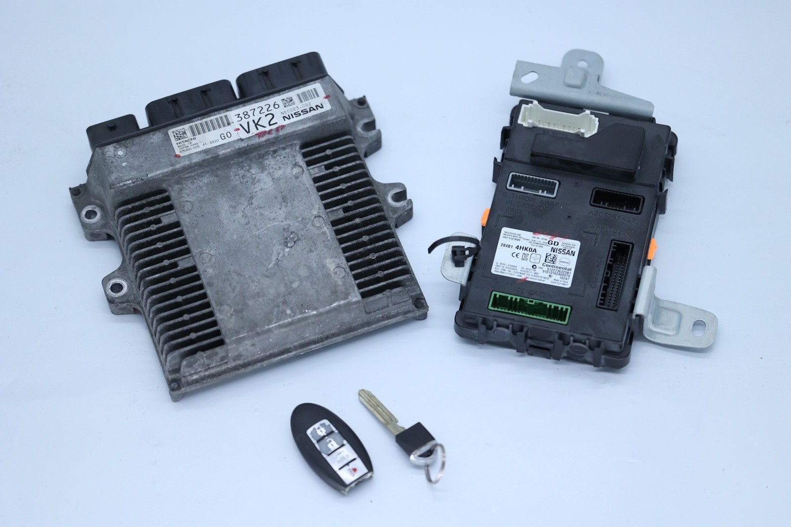 17-20 Infiniti Q50 3.0T Engine & Body Control Module ECM BCM w/ Key Fob OEM