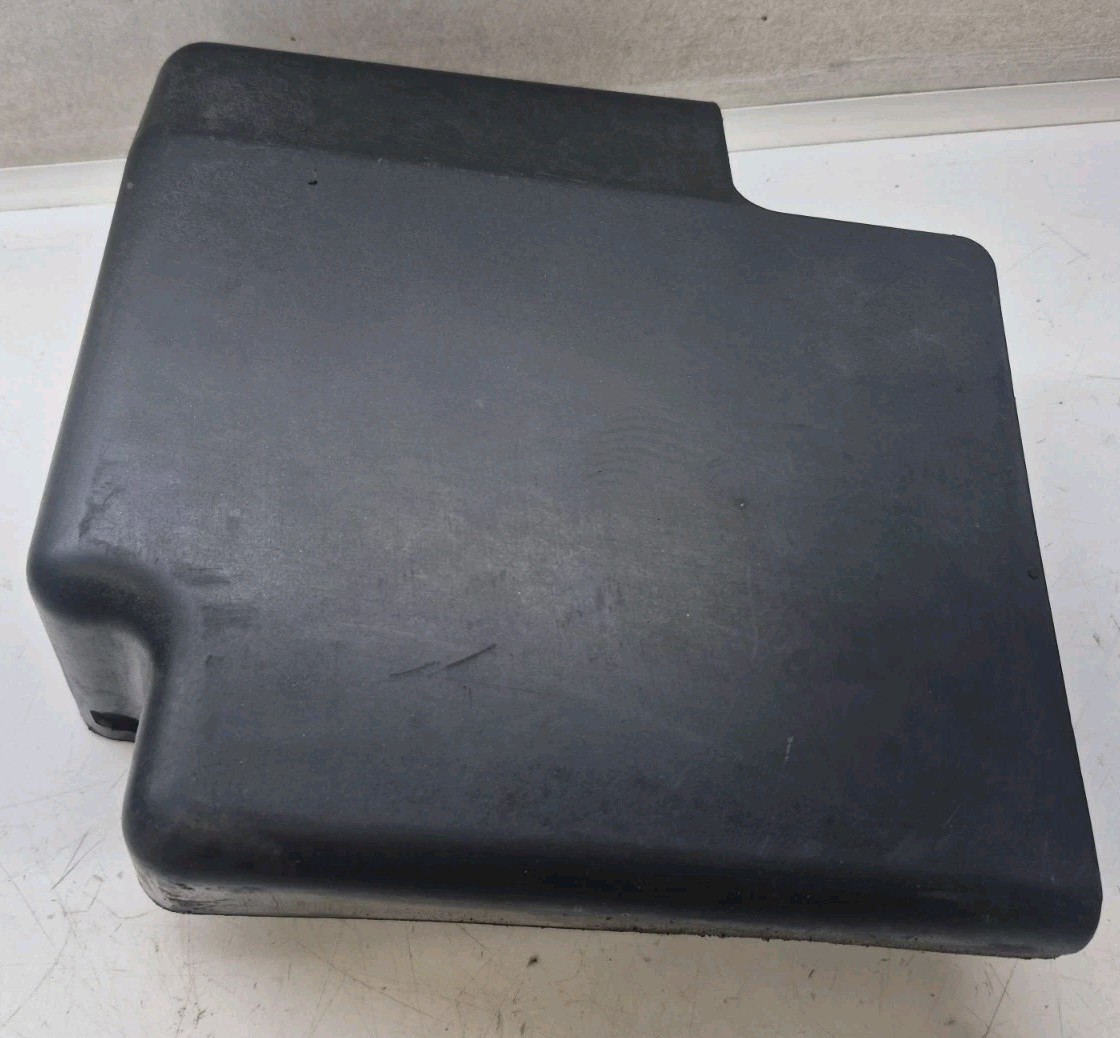 99-06 SILVERADO SIERRA TAHOE ENGINE COMPUTER MODULE ECU ECM COVER # 15035175
