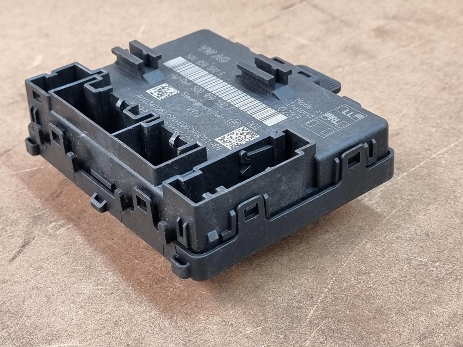 VOLKSWAGEN GOLF GT MK7 5G 12-20 PASSENGER FRONT LEFT DOOR CONTROL MODULE 5Q09595