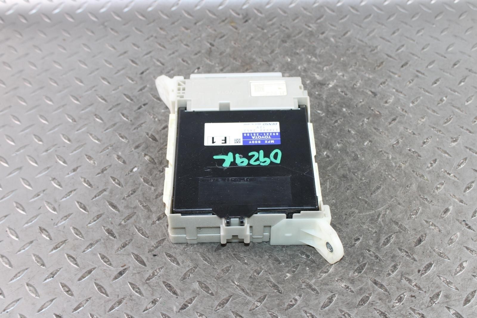 10-11 4 RUNNER Multiplex Network Dash MPX Body Control Module Unit Factory OEM