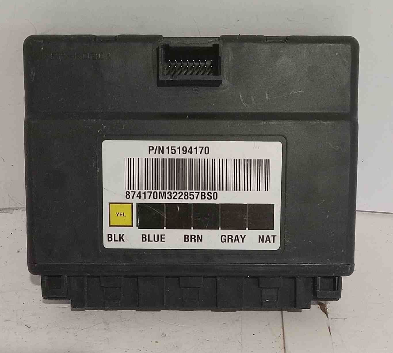 2003 SUBURBAN 1500 BODY CONTROL MODULE ID 15194170 USED OEM