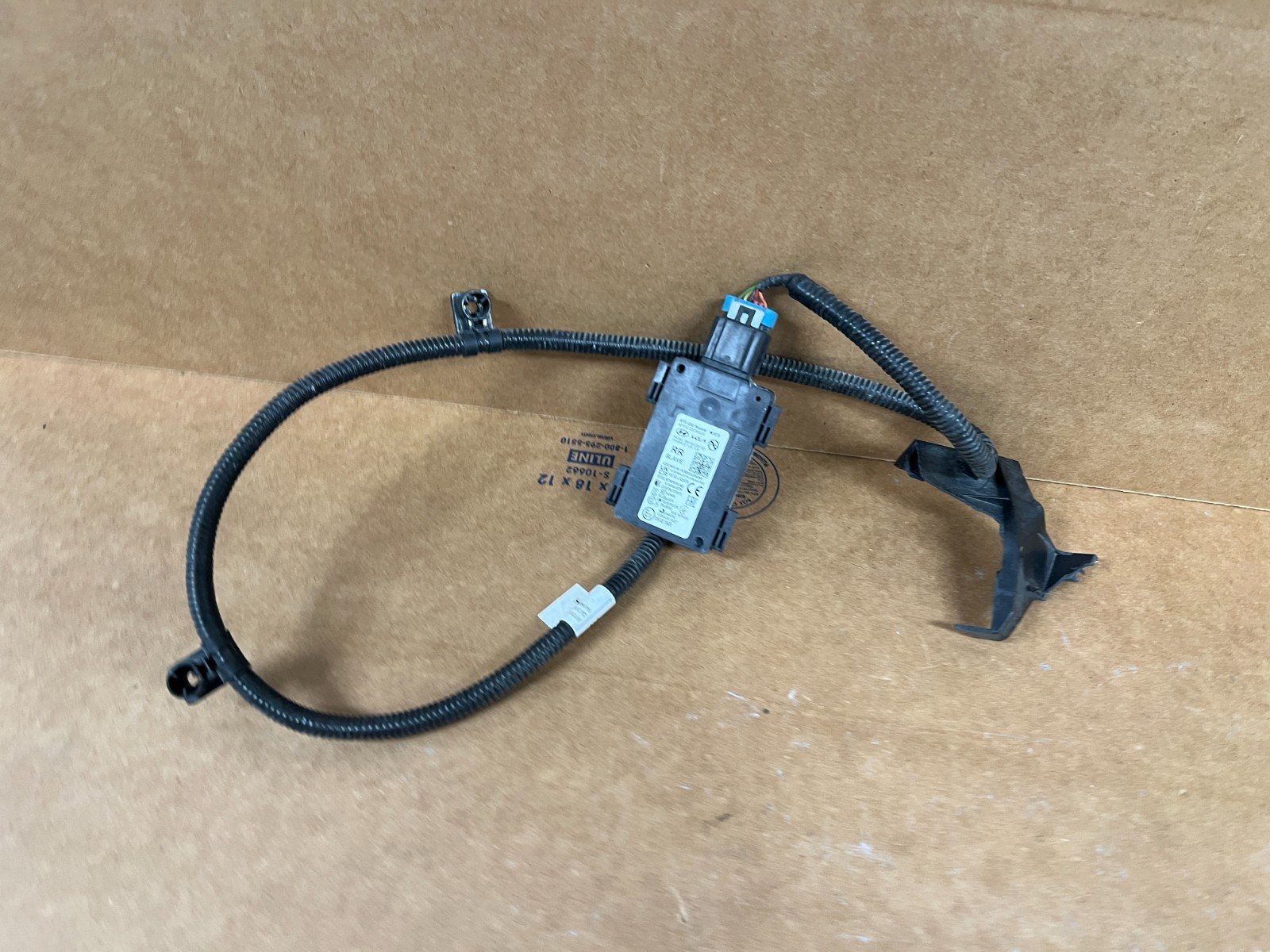 OEM 2021-2024 Hyundai Palisade Rear Right Blind Spot Radar Sensor 99150-S8150