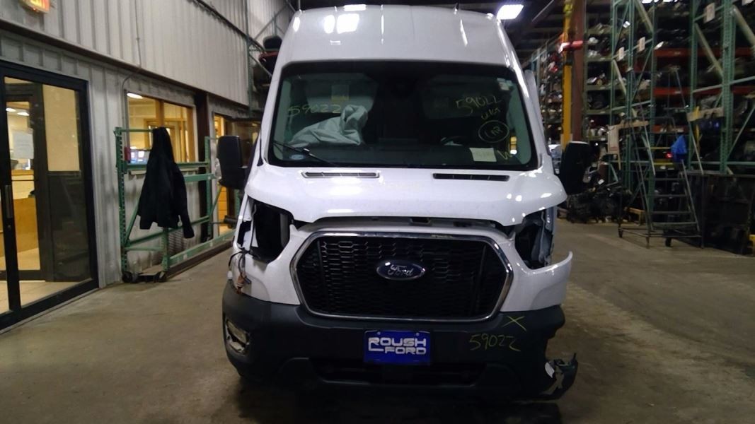 Chassis ECM Transfer Case Under Dash Driver Side Fits 21-25 TRANSIT 150 4208494