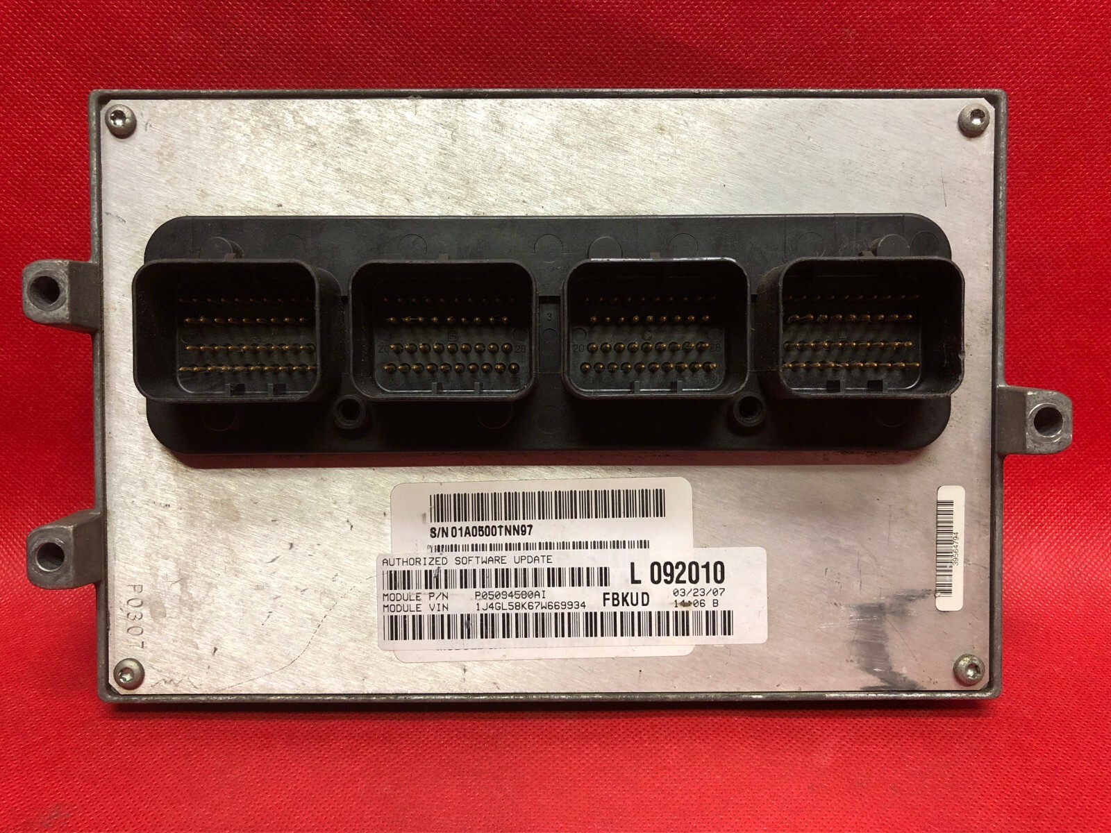PROGRAMMED PLUG & PLAY 07 JEEP LIBERTY 3.7 AT MODULE ECU PCM ECM 05094580AI