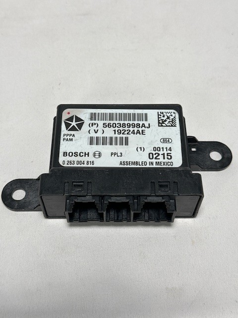 New 2014-2018 Jeep Cherokee Parking Assist Module OEM Mopar 56038998AJ