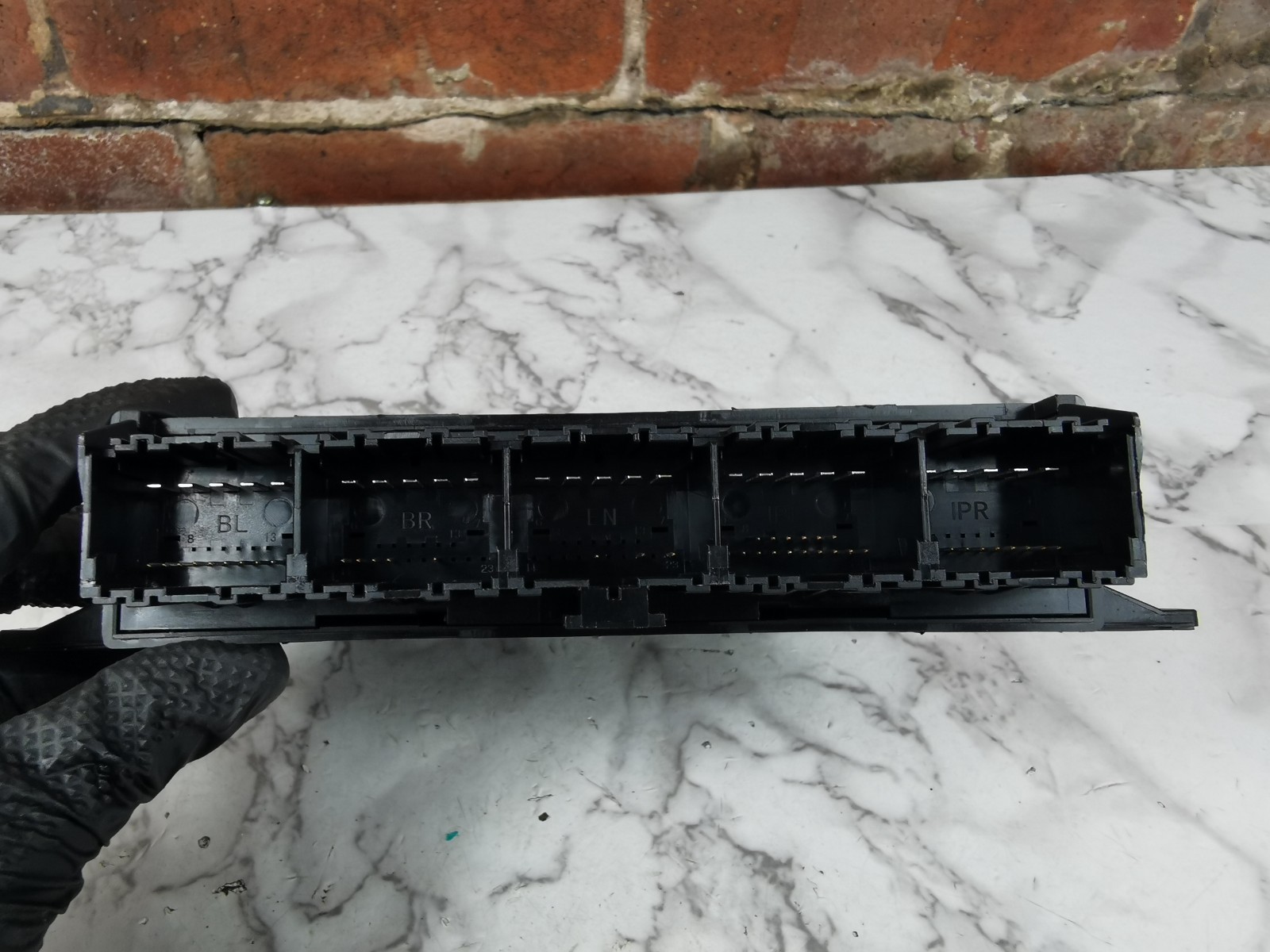 2013 FORD FOCUS KEYLESS ENTRY CONTROL MODULE AV6N-19G481-AM