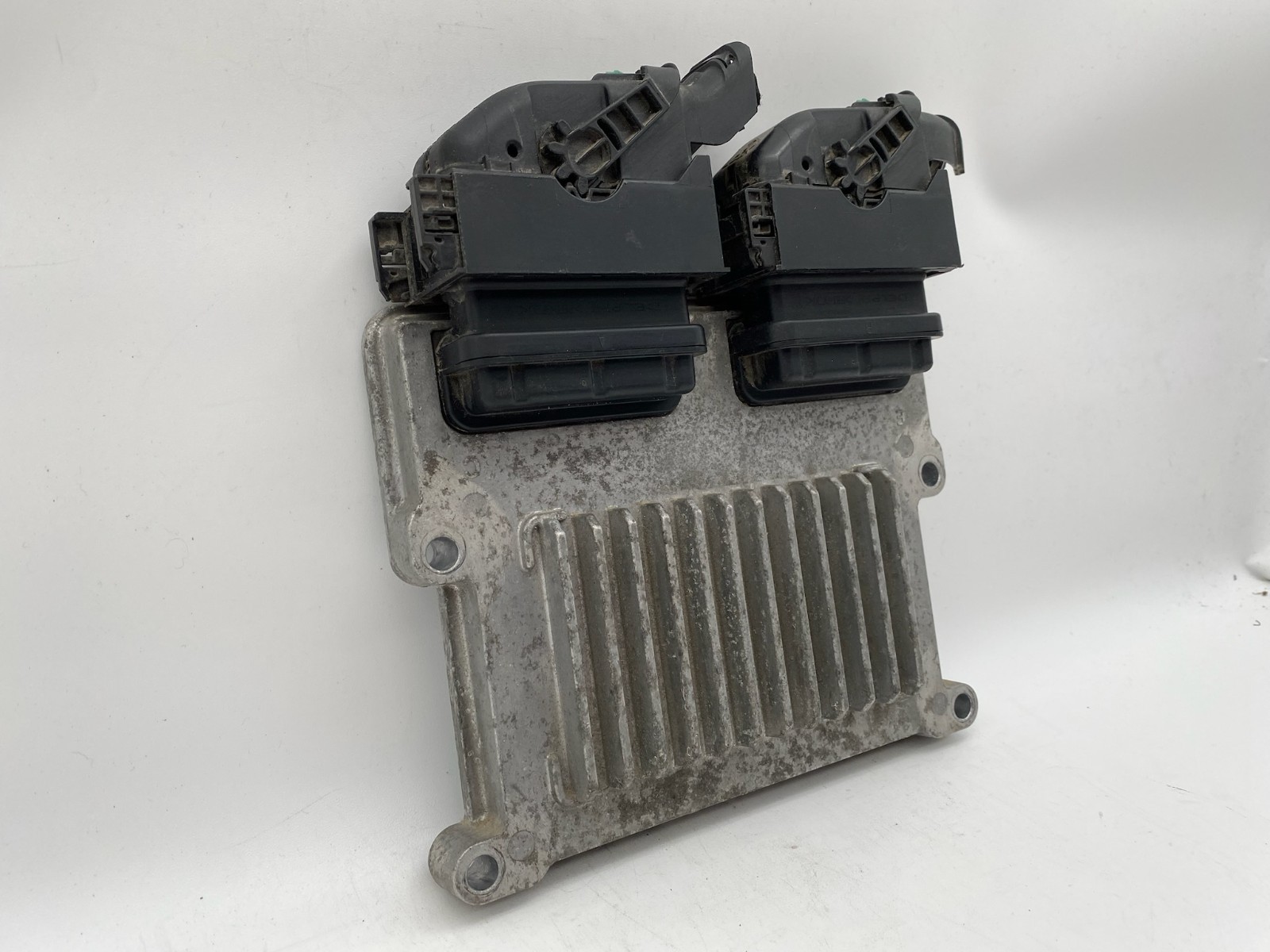 2016-2018 Kia Sorento 3.3L Engine Computer Control Module ECM 39101-3CWN2