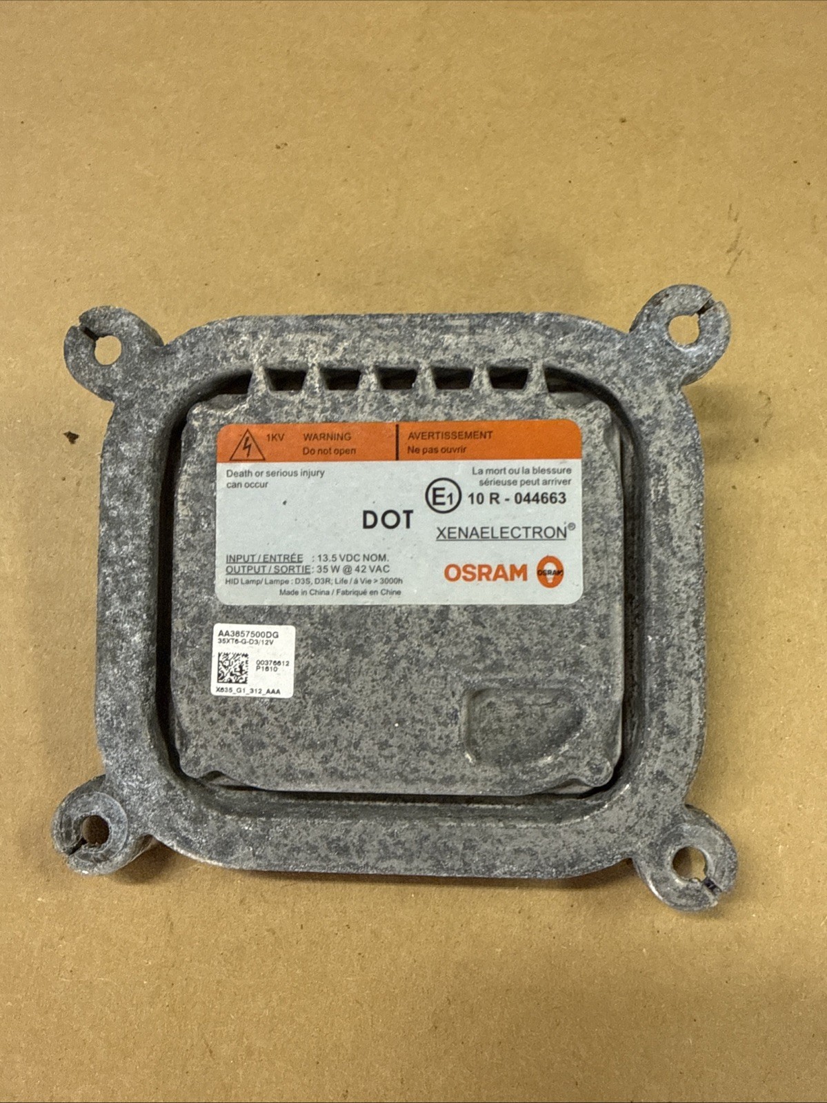 11 – 20 Ford Escape Edge HID HeadLight Ballast Control Module AA3857500DG OEM
