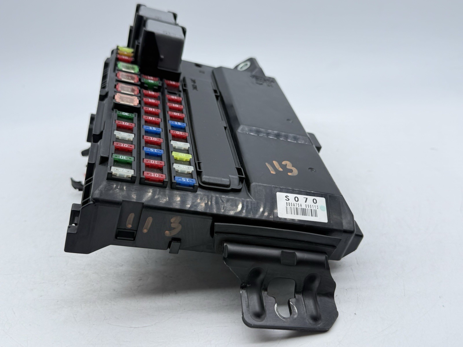 2008 2009 LEXUS LS460 FRONT ENGINE BAY JUNCTION RELAY FUSE BOX MODULE S070 (OEM)