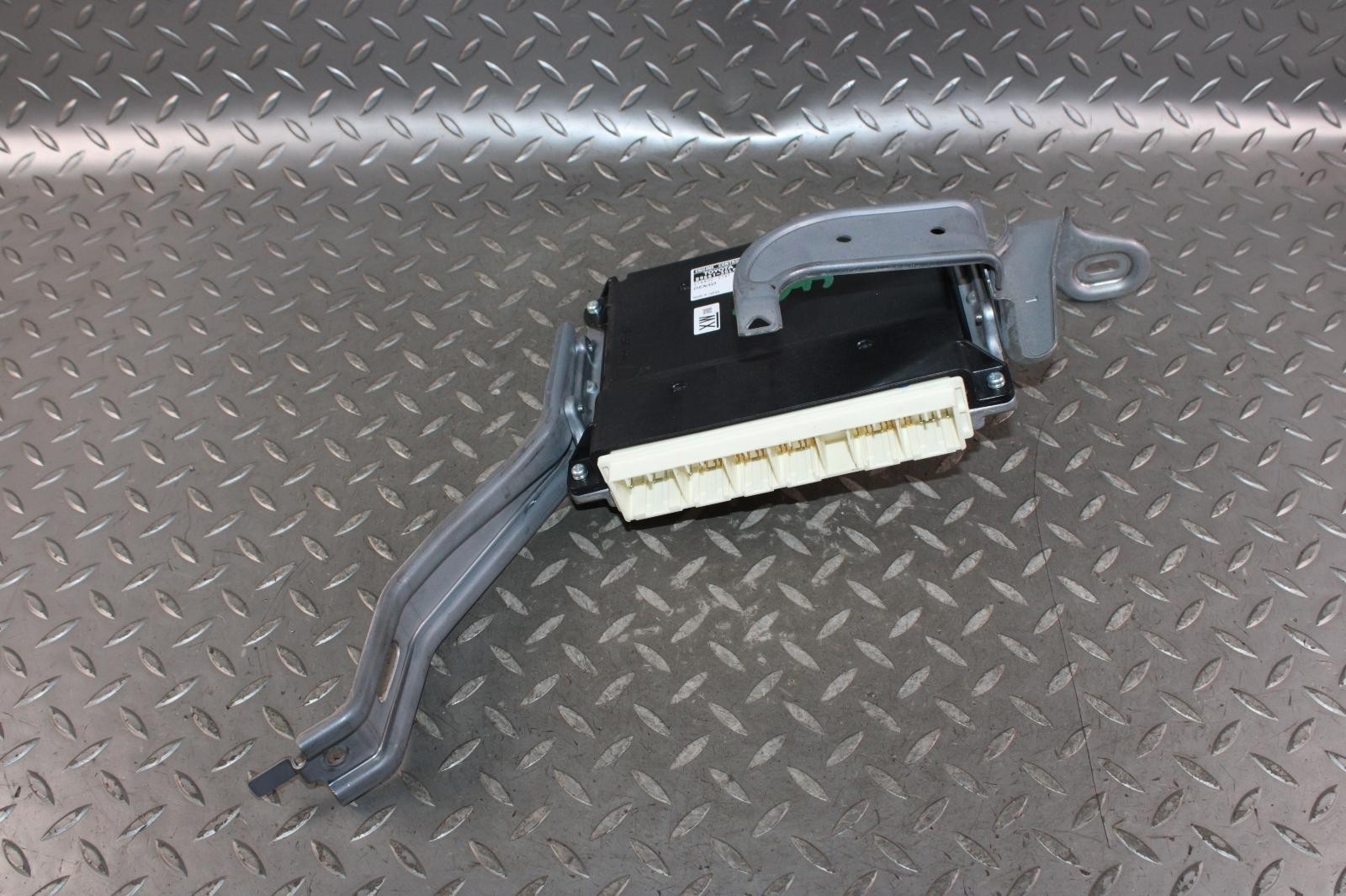 20-21 4 Runner 4.0L Motor Engine Control Module ECM ECU Computer PCM PCU Unit OE