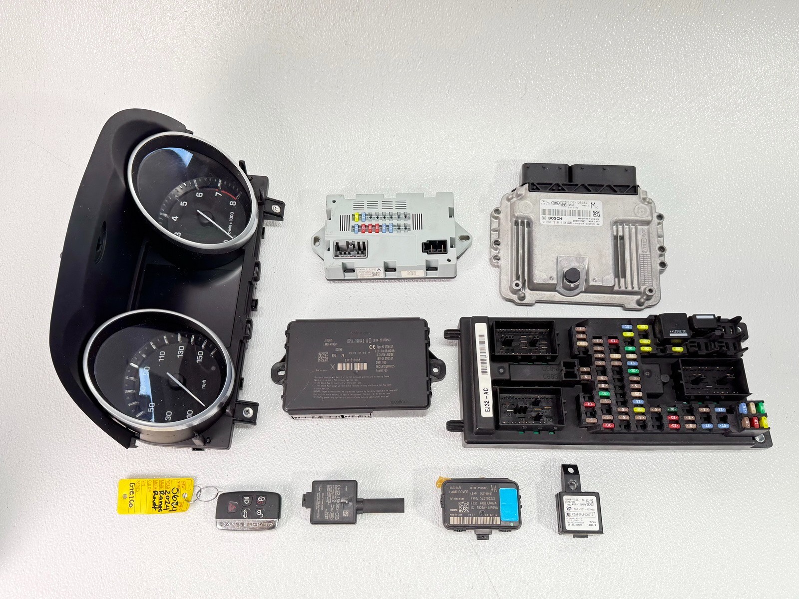 14-15 RANGE ROVER EVOQUE SPEEDOMETER & ECU BCM CONTROL MODULE SET W/ KEY FOB OEM