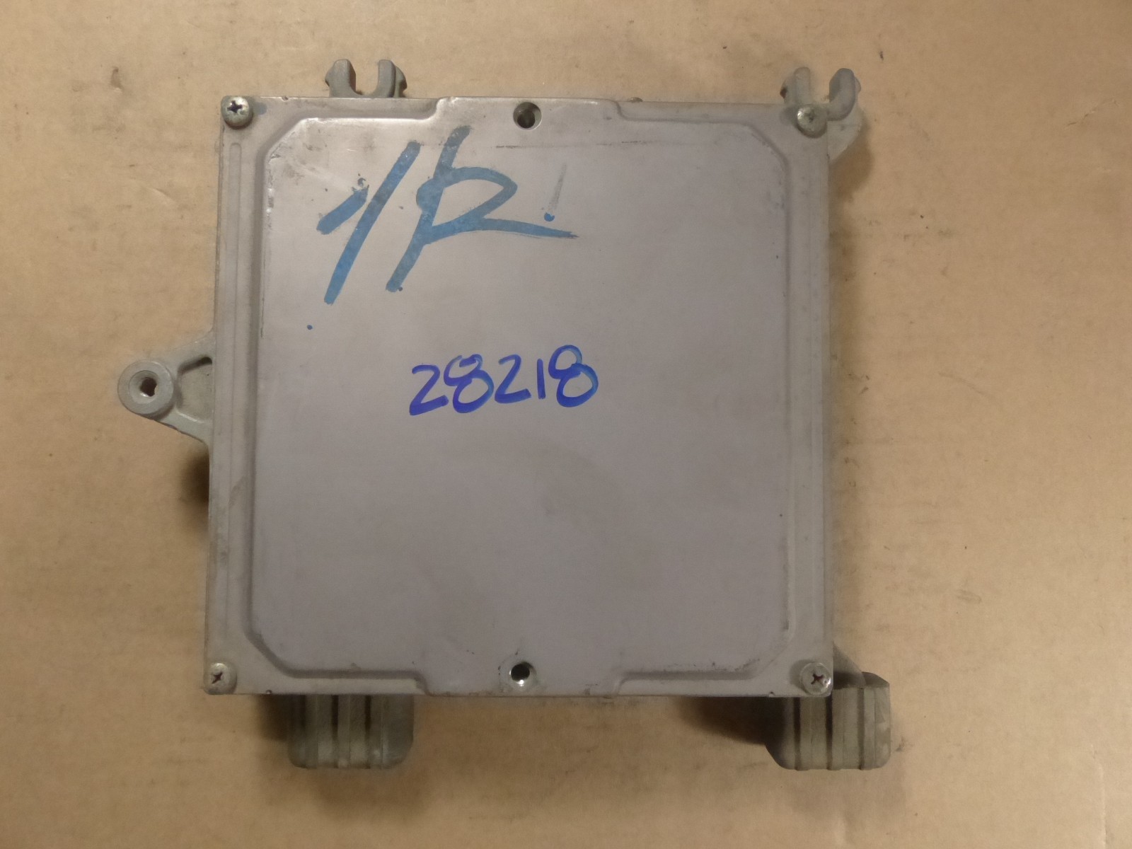 96-97 HONDA CIVIC ECM COMPUTER 37820-P2P-A12