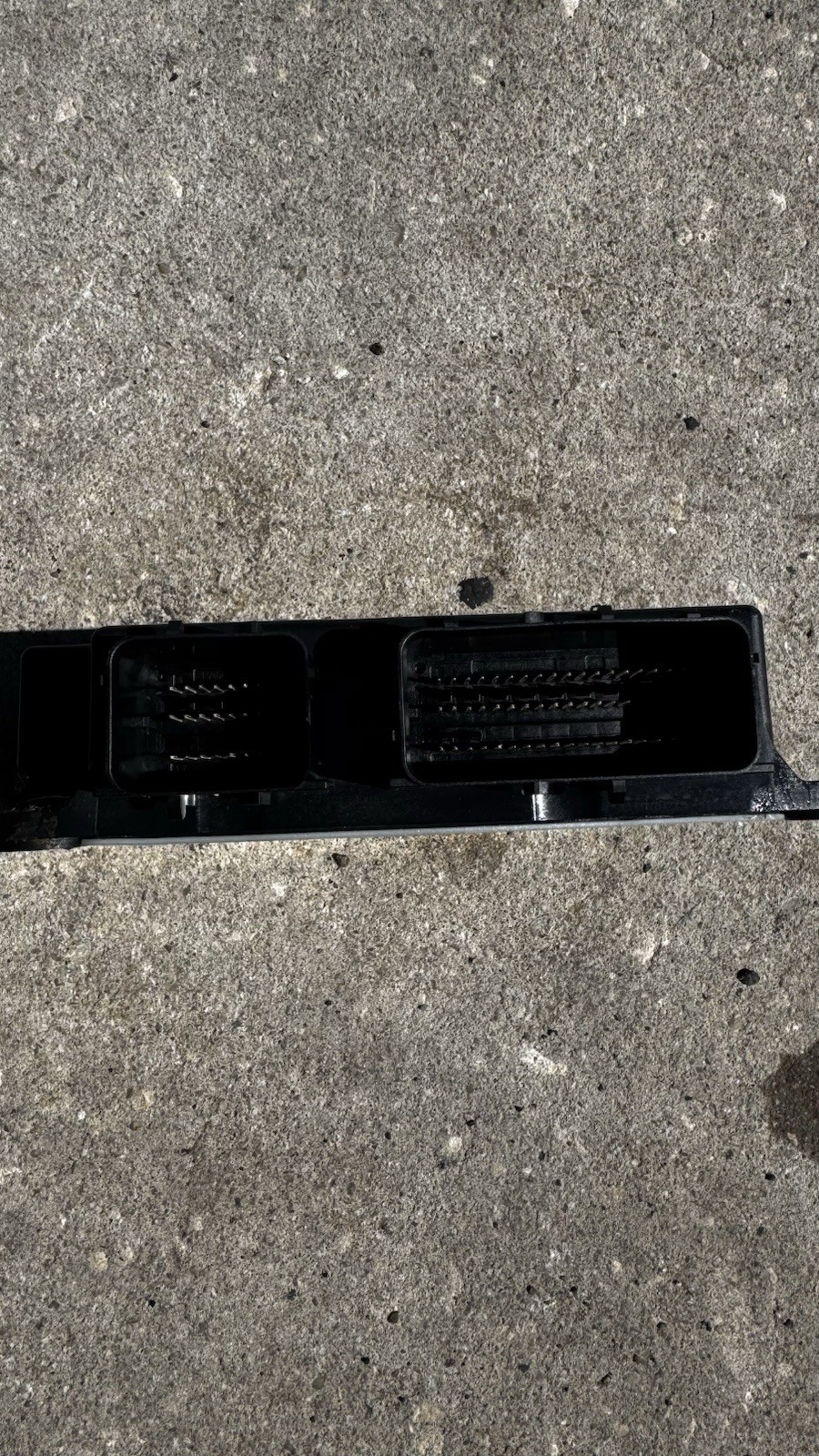2011 – 2015 Chevy Volt SRS Control Module OEM 13585615