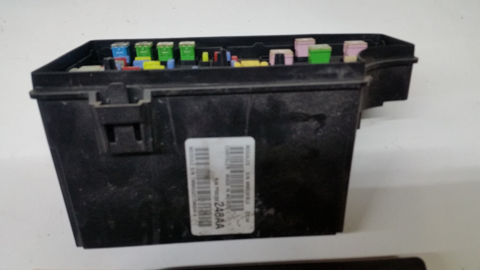 2016 2017 JEEP Patriot ENGINE BAY DISTRIBUTION RELAY FUSE BOX P68289248AA