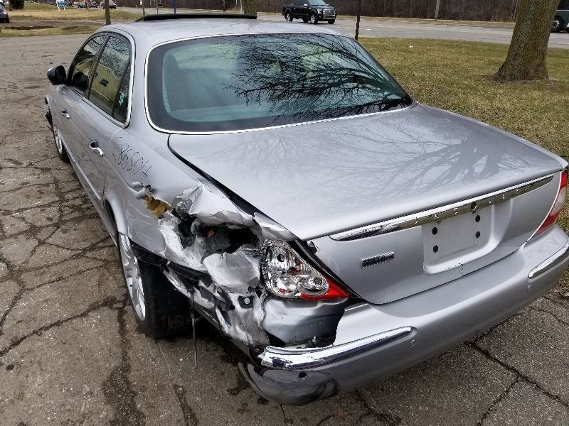Engine ECM Electronic Control Module Thru VIN G10032 Fits 04 XJ8 136482