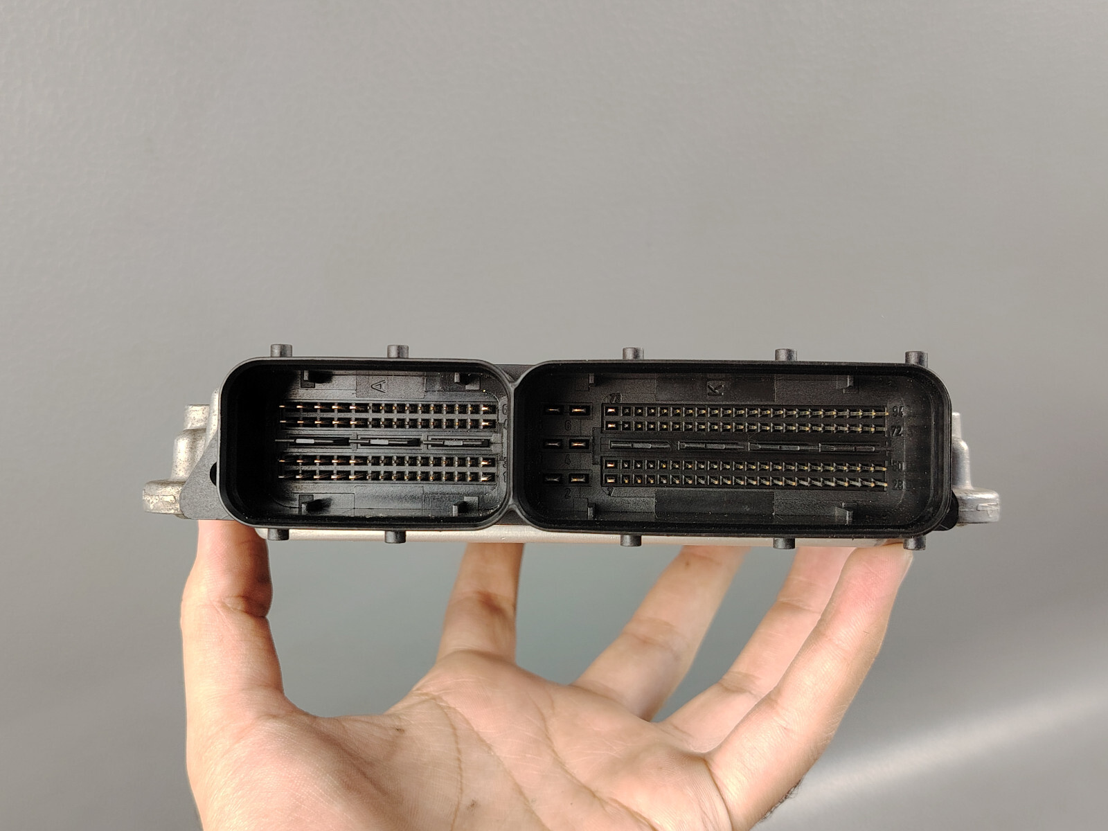 VW Golf PLUS VI 1.4 TSi ENGINE CONTROL MODULE ECM ECU 03C906016A 0261S04391