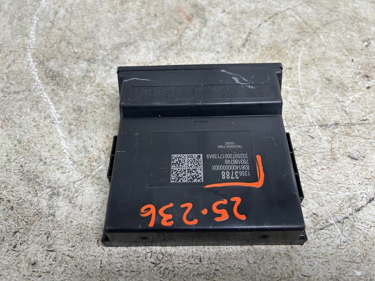 2025 CHEVROLET TRAVERSE Black Control Module OEM Part Number 13563788
