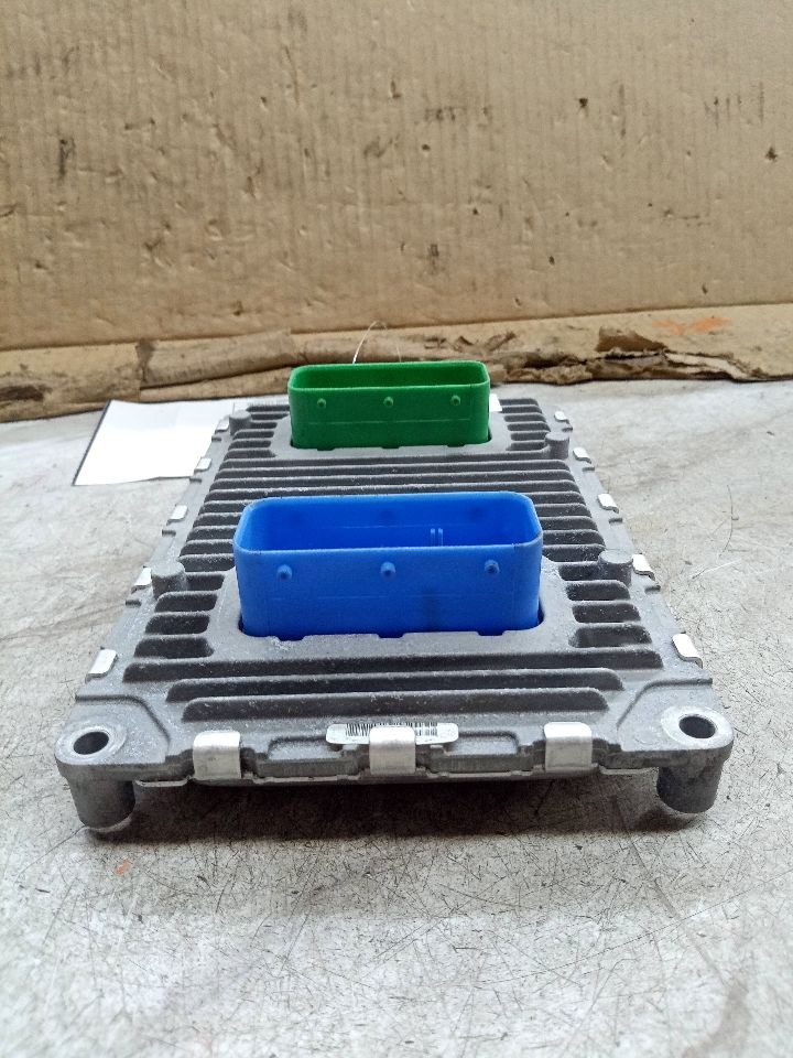 Used Engine Control Module (ECM) fits: 2019 Jeep Compass new style horizontal re