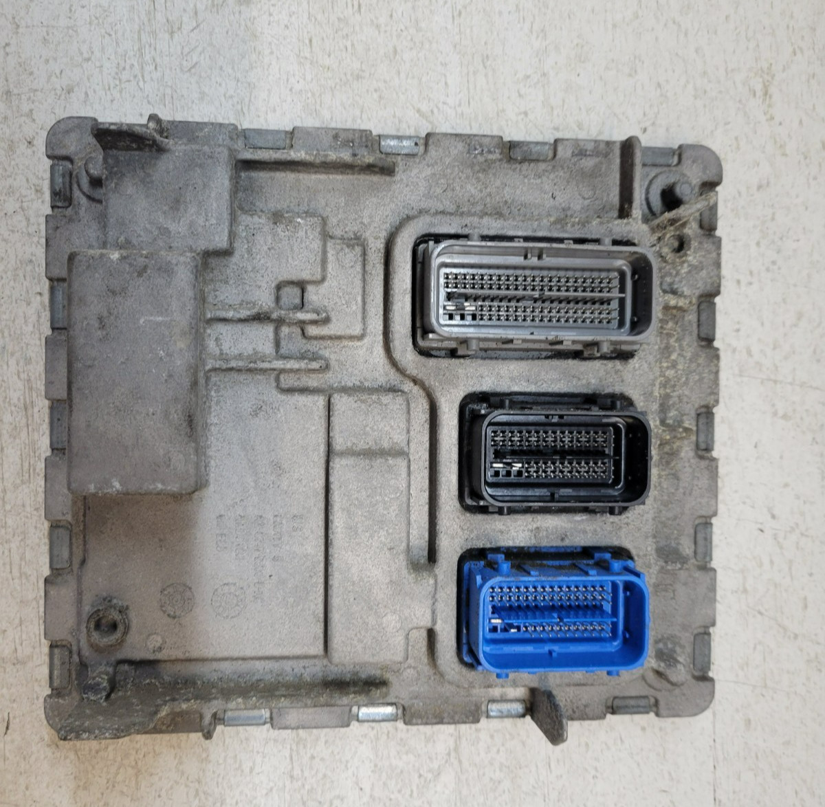 2020-2022 Chevrolet Equinox Terrain Engine Control Module ECM PCM OEM 12711695
